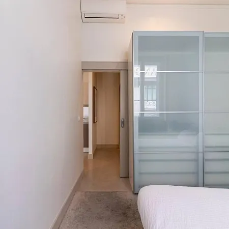 Charm And Comfort, In The Heart Of Chiado *