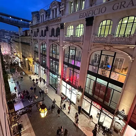 Charm And Comfort, In The Heart Of Chiado Apartmán Lisboa