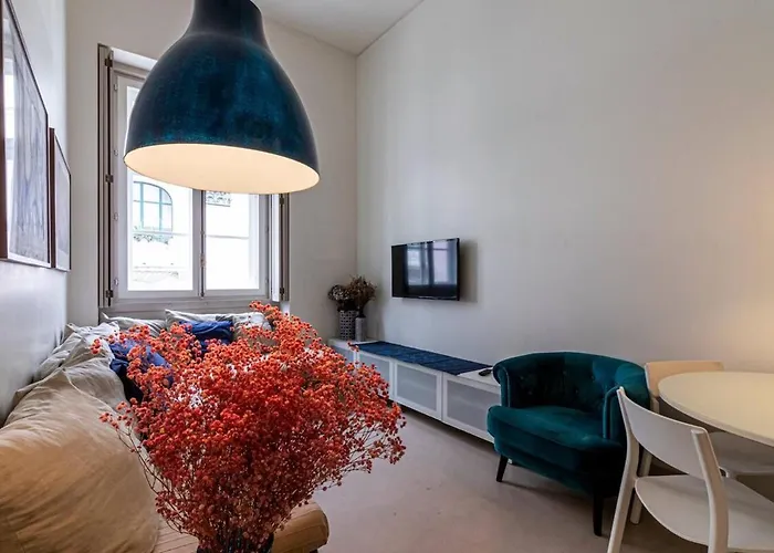 Charm And Comfort, In The Heart Of Chiado