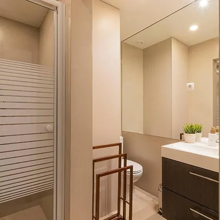 Apartment Charm And Comfort, In The Heart Of Chiado *